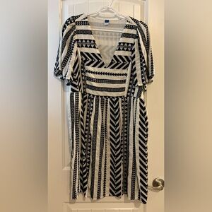 Old Navy v-neck dress with pockets